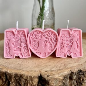 Mum Candle – Mother & Child Silhouette Design