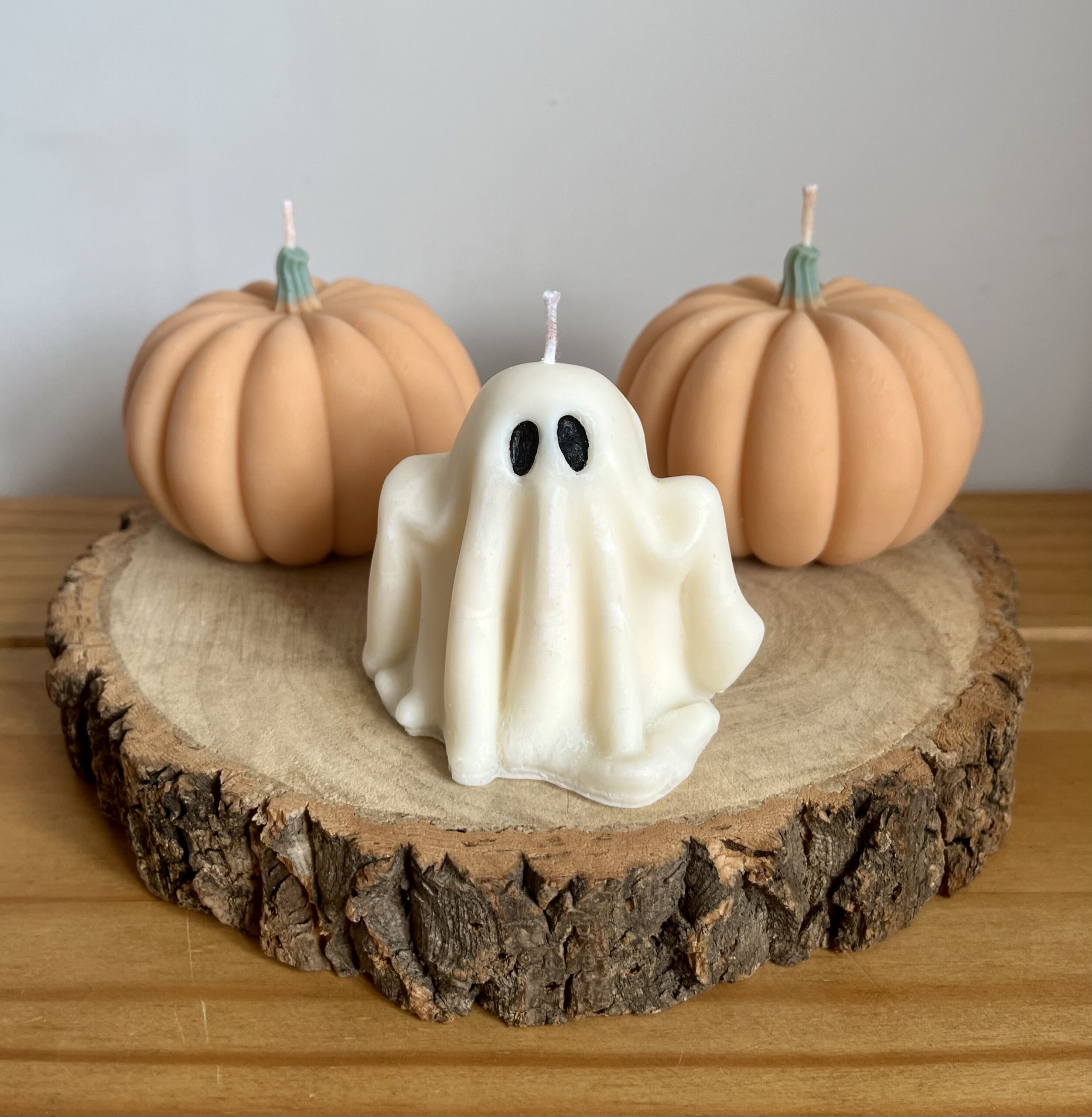 Pumpkin Shaped Pillar Candle - Image 2