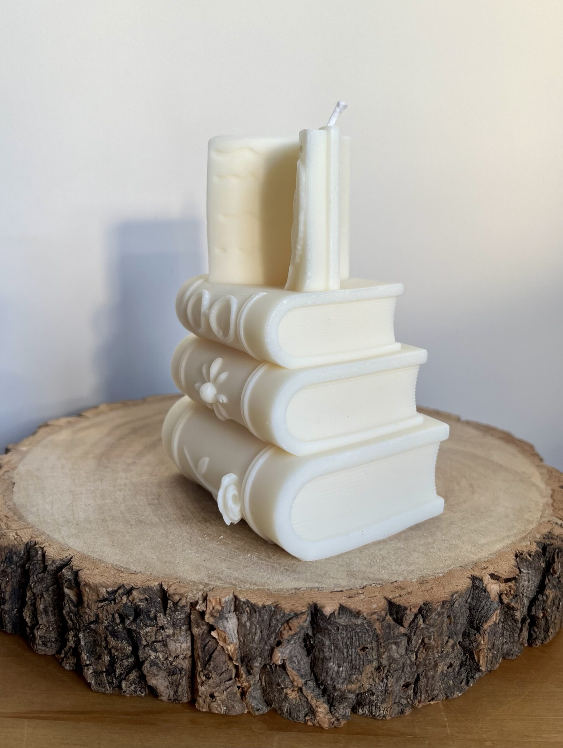 Book Stack Candle - Image 5