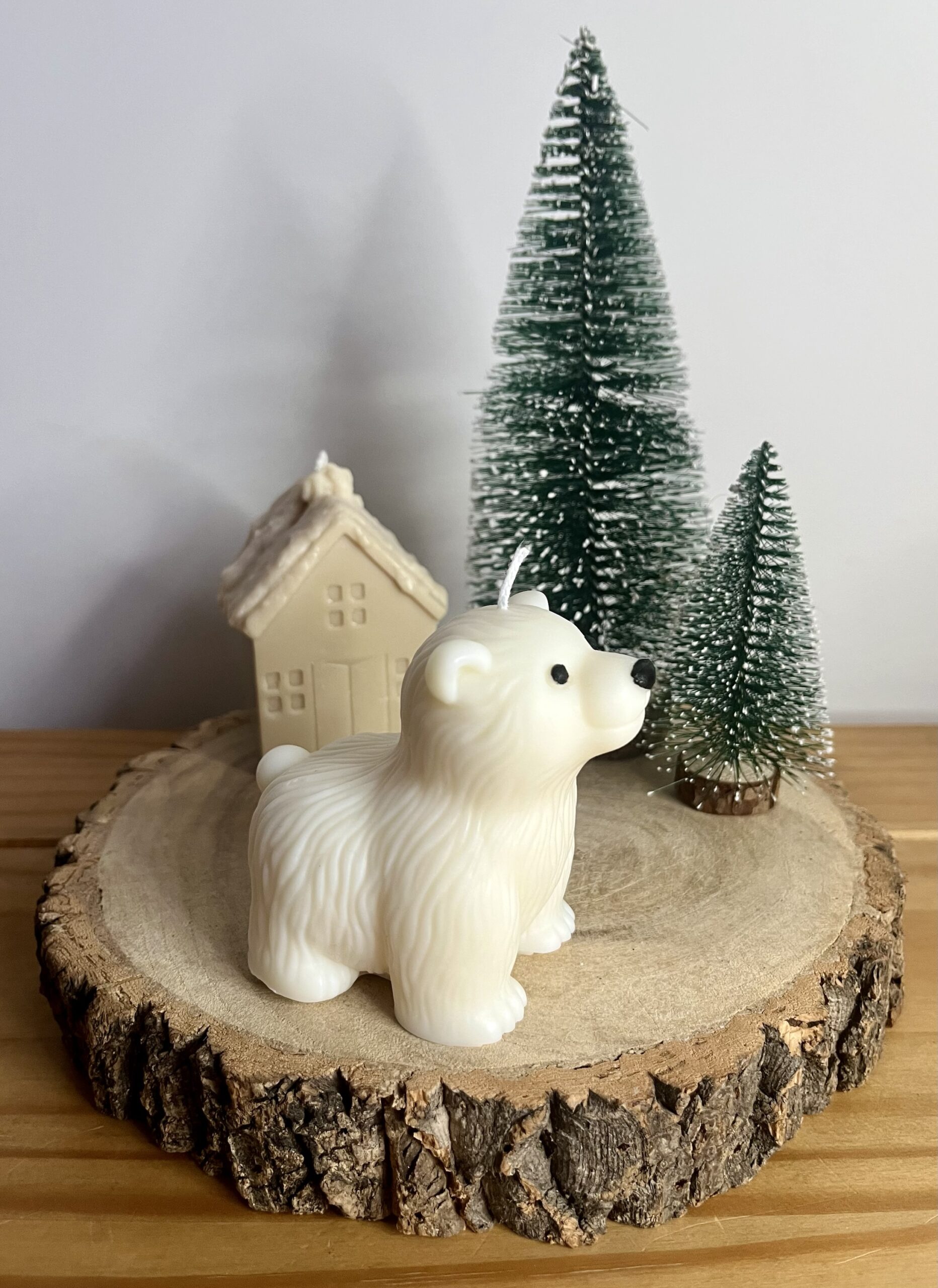 Polar Bear Candle - Image 4