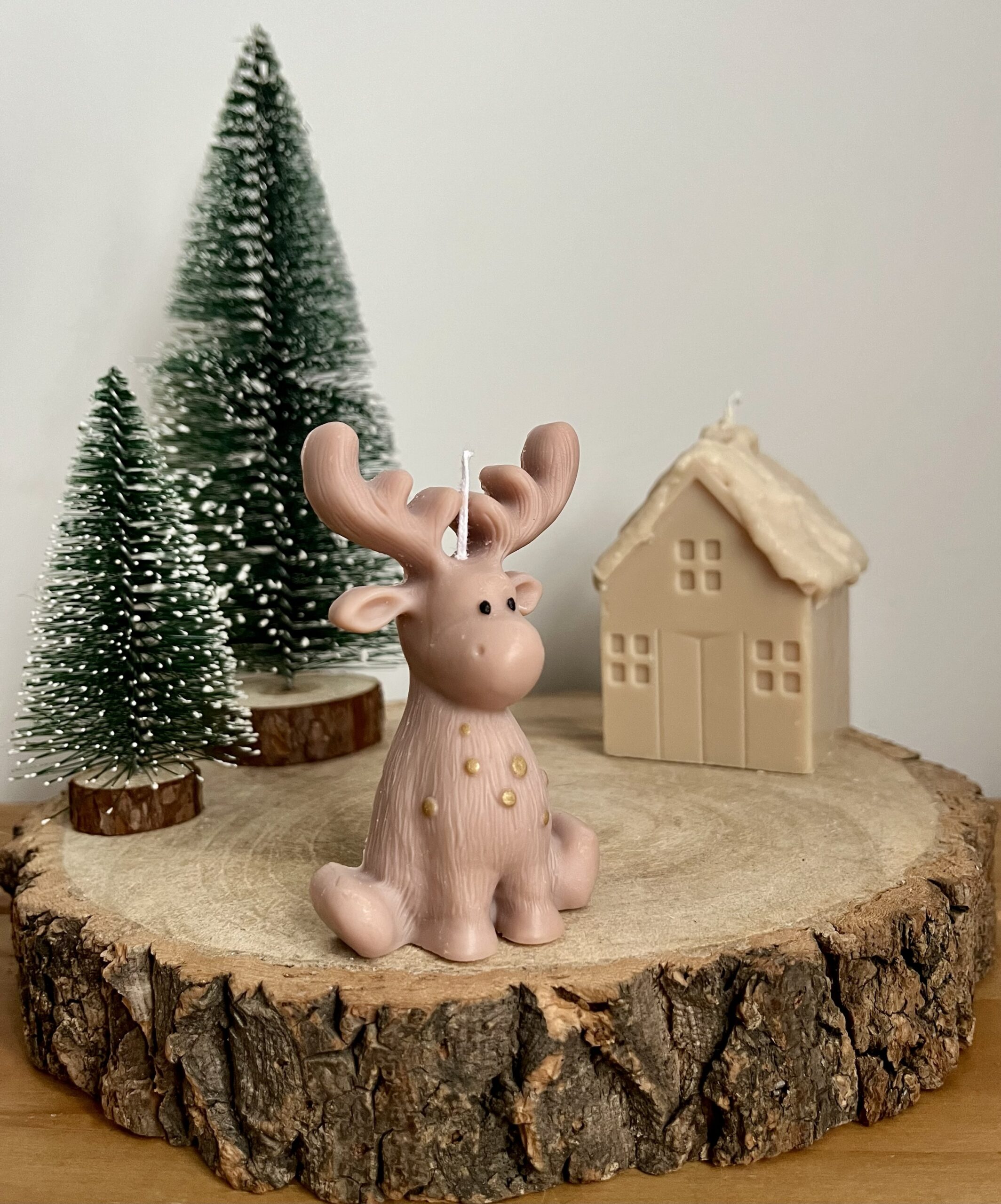 Reindeer Candle - Image 8