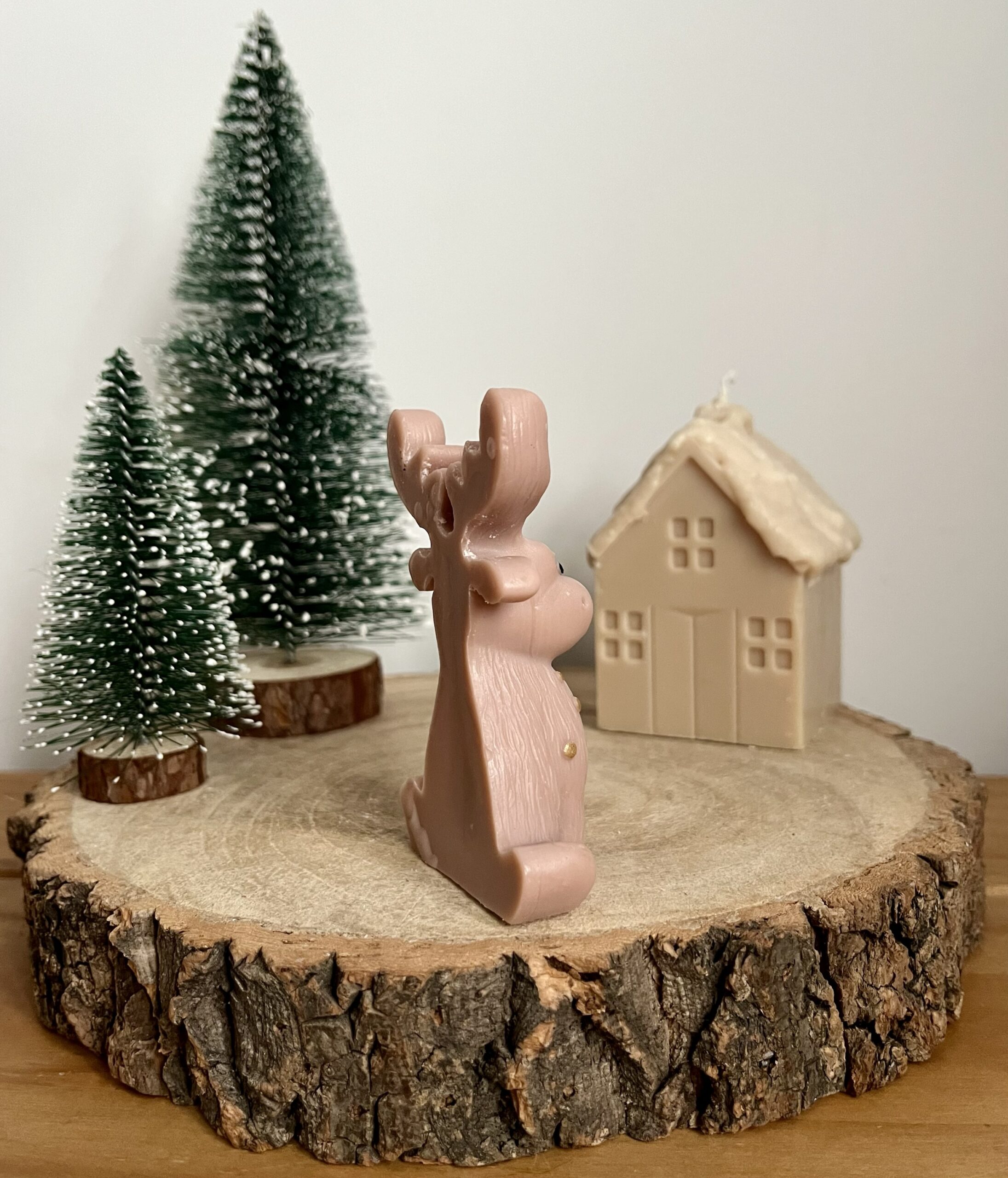 Reindeer Candle - Image 7