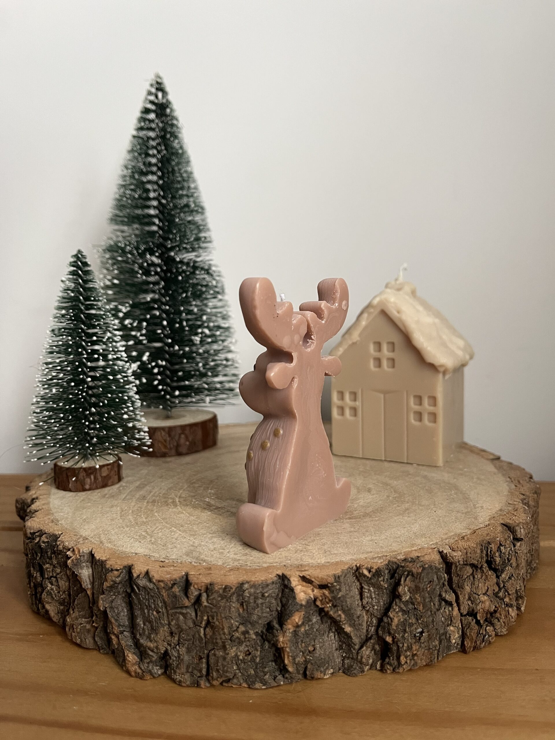 Reindeer Candle - Image 6