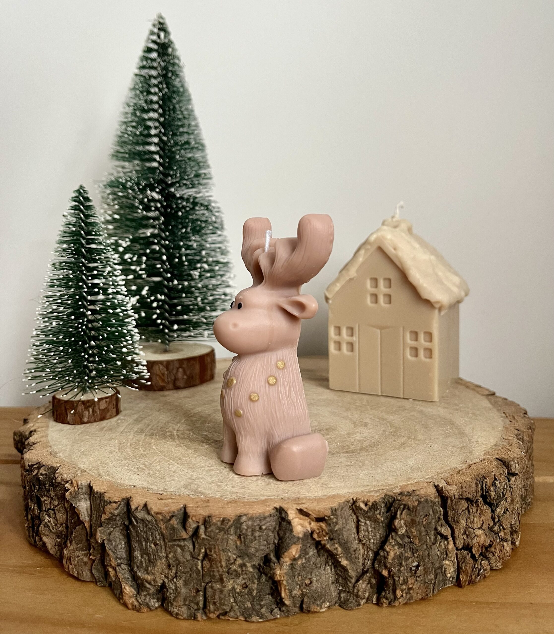 Reindeer Candle - Image 5