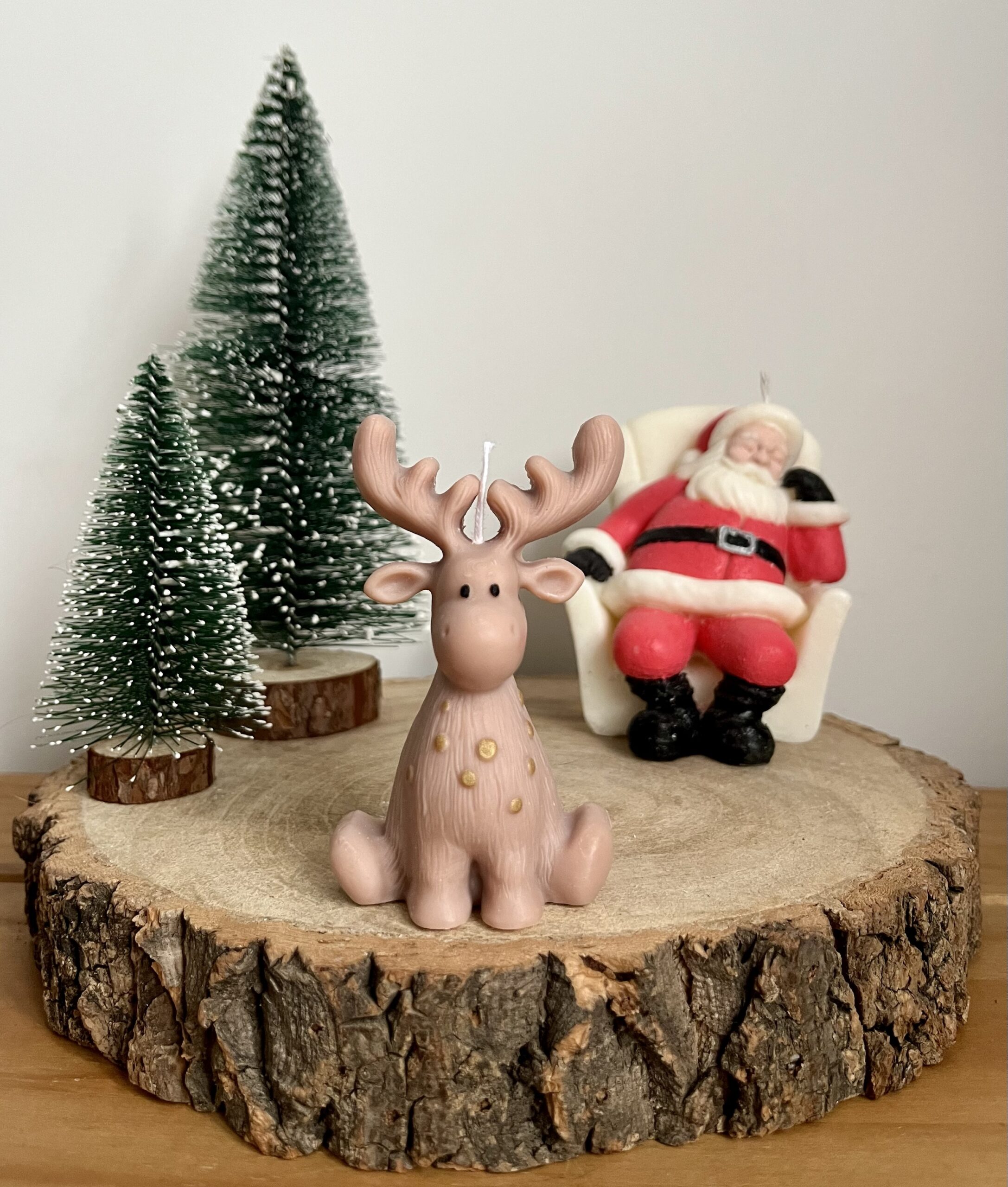Reindeer Candle - Image 2