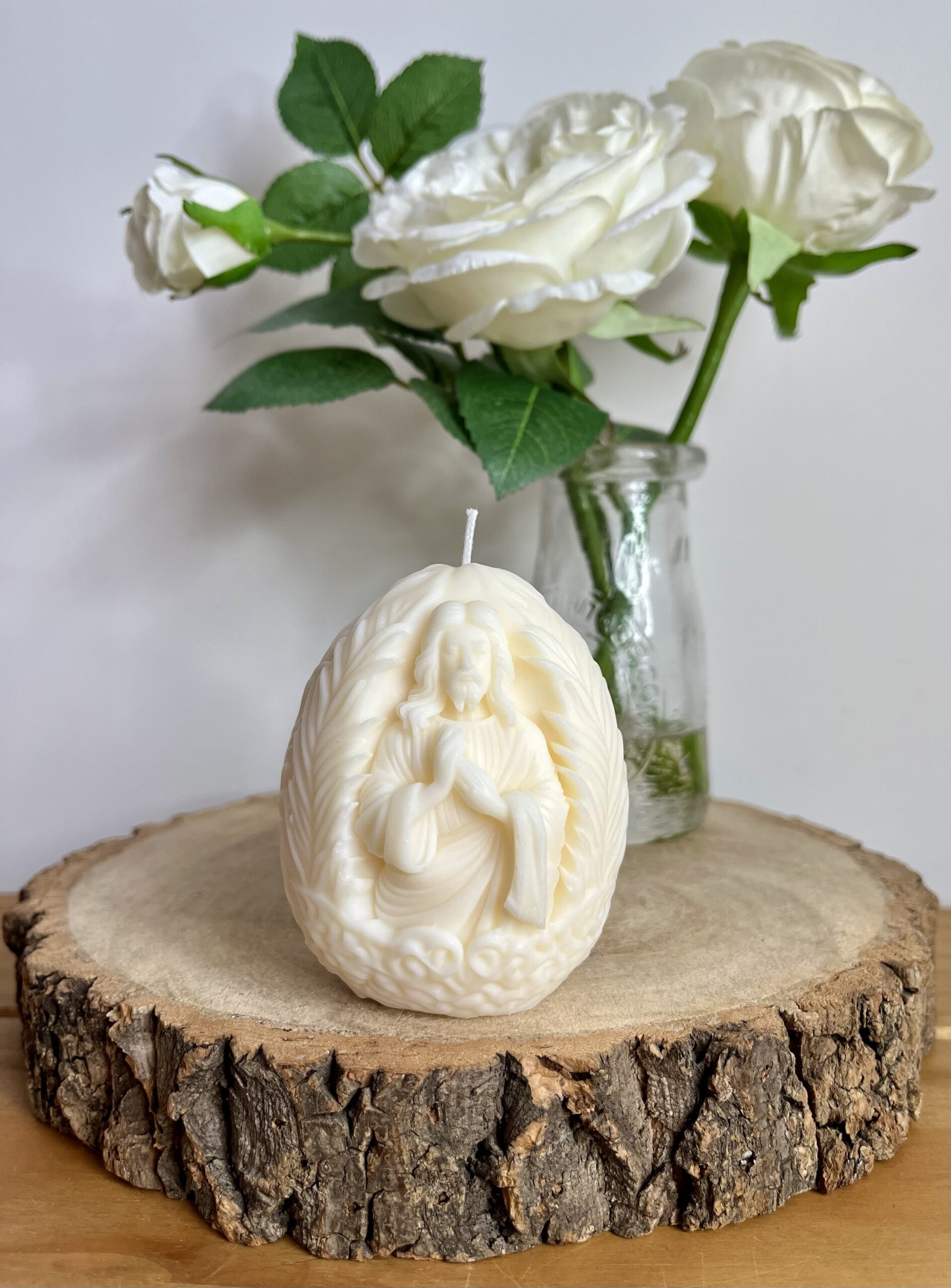 Jesus Palm Leaves Egg Candle - Image 2