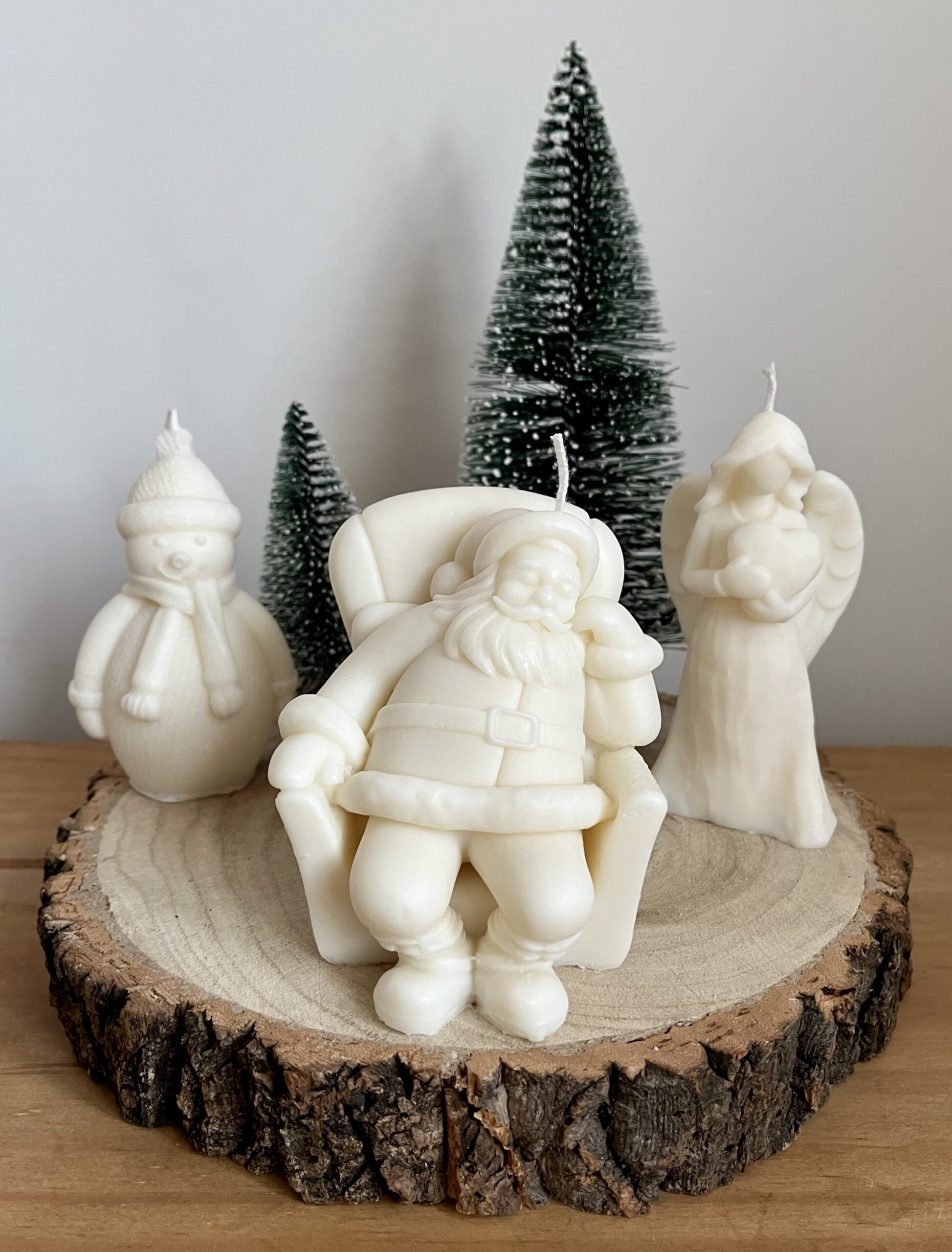 Sleeping Santa Candle - Image 2