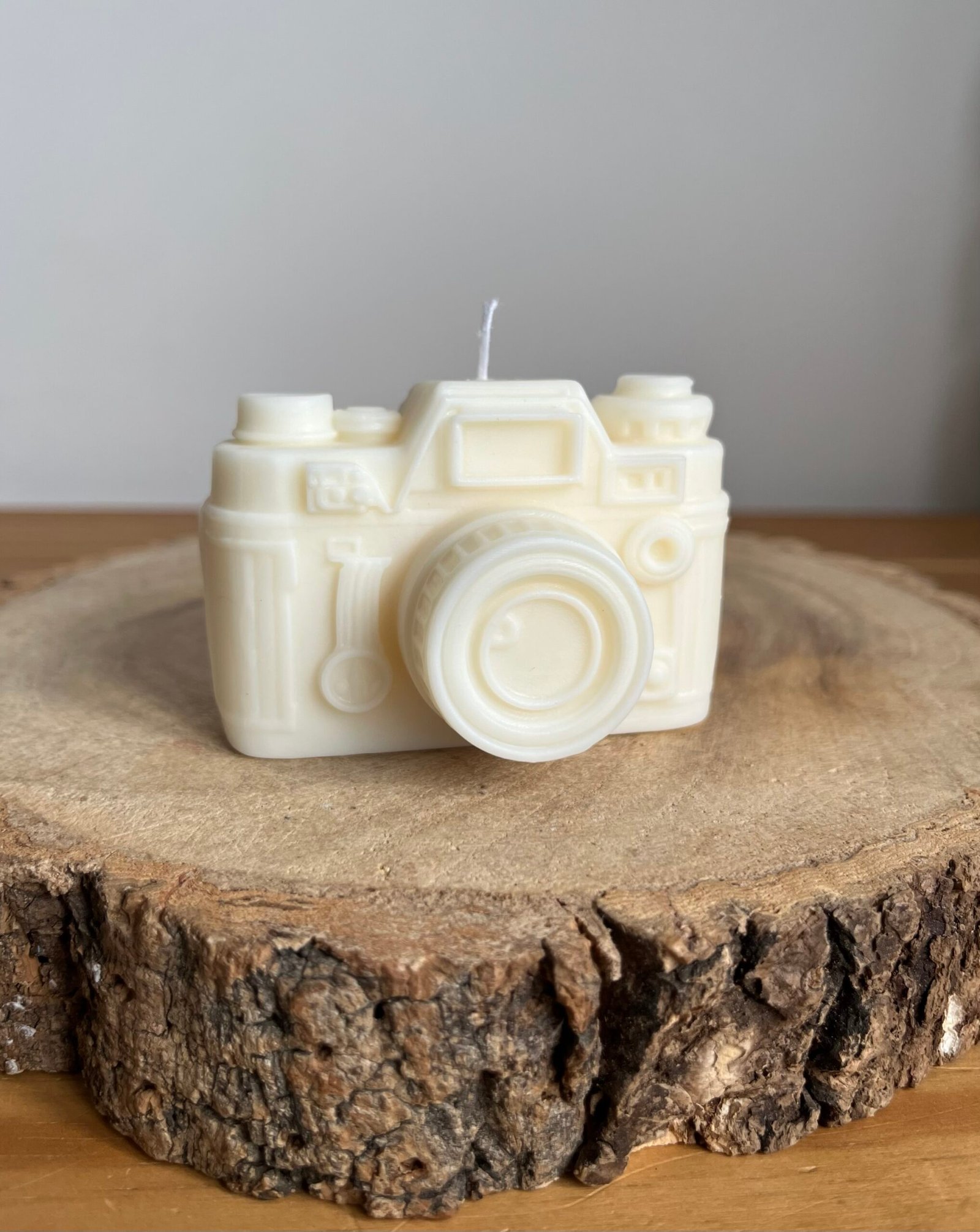 Camera Candle - Image 3