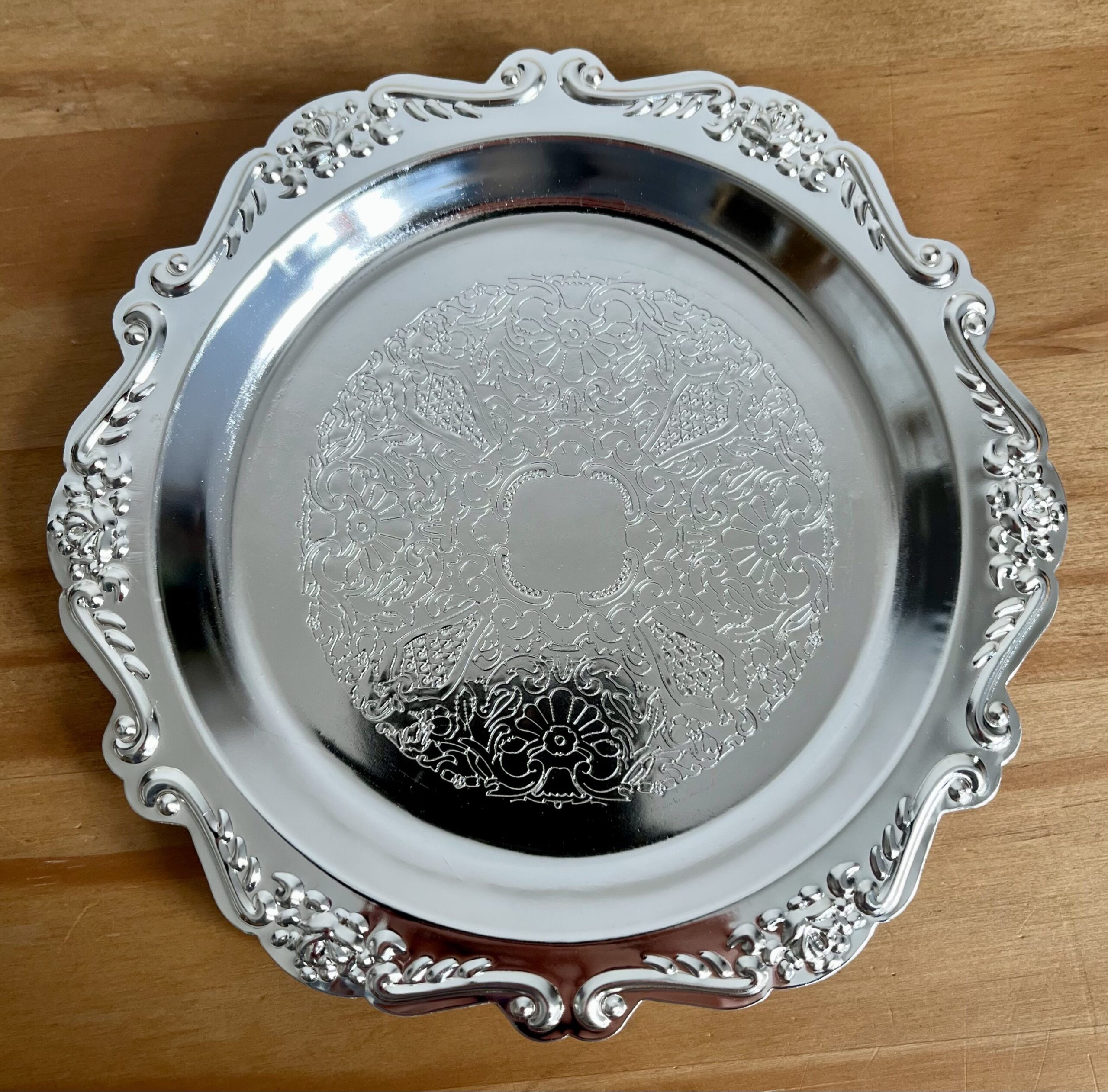 Vintage Design Gold & Silver Candle Plates 15cm, 20cm and 25cm - Image 3