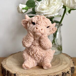 Highland Cow Candle